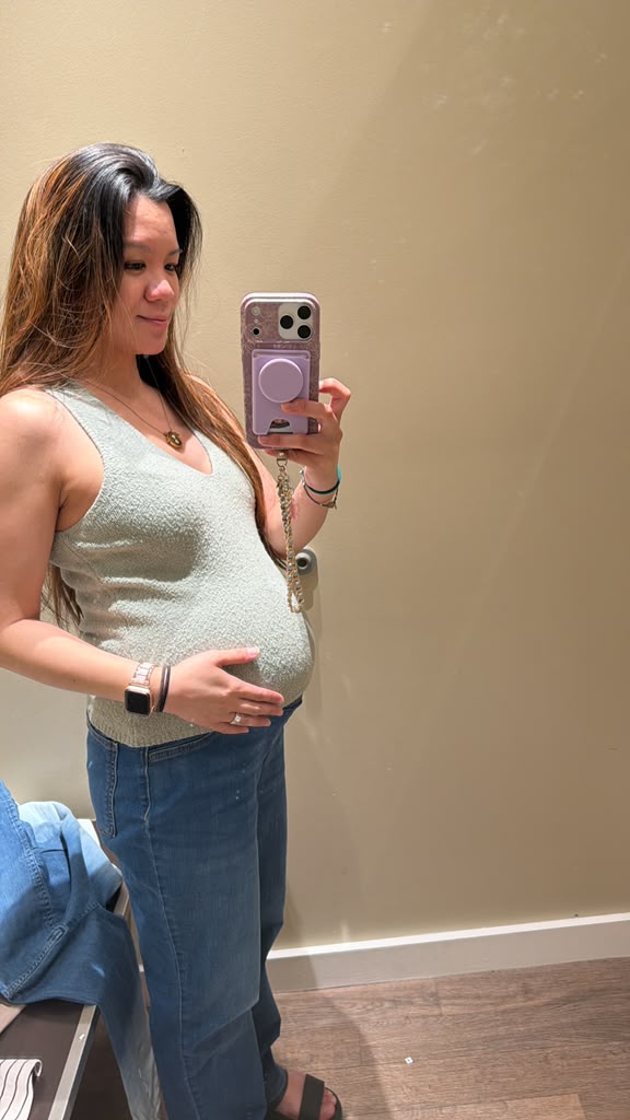 Side view of Kat's baby bump